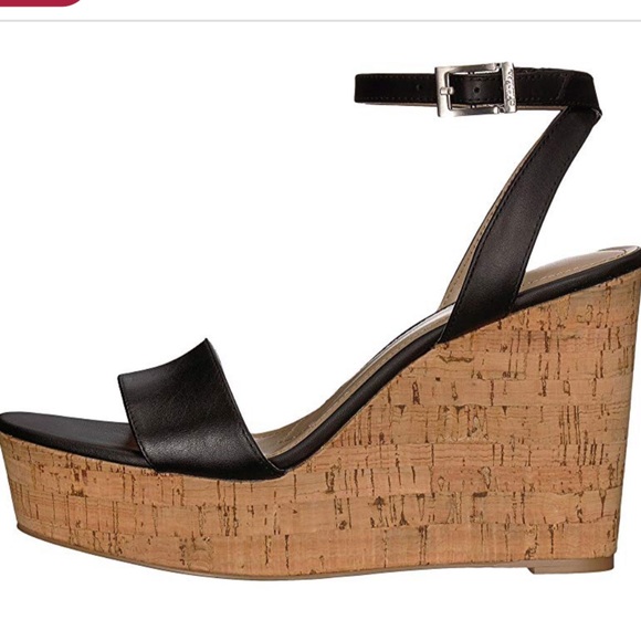 NEW Charles by Charles David™ wedge sandal - Picture 3 of 7